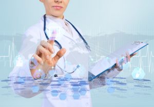 un psychothérapeute à nice travaillant en groupe assure la qualité de la specialisation